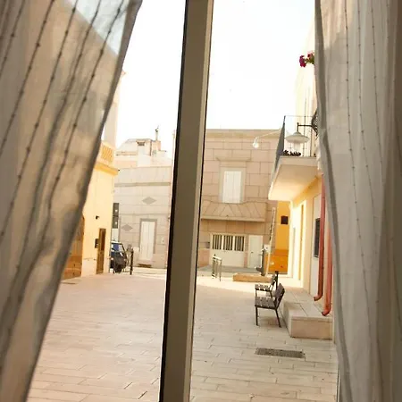 Pensión Vecchia Cantina - Le 3*